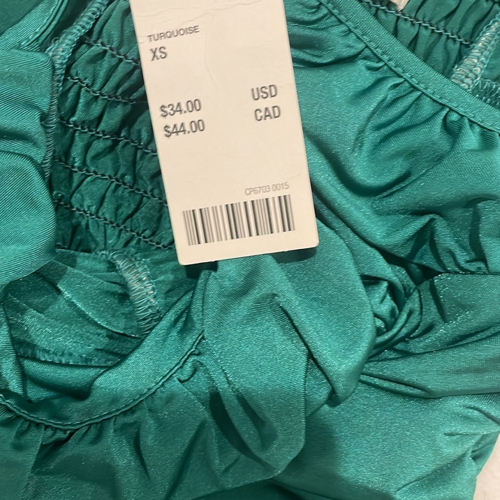 NWT!‼️: 𝕋𝕦𝕣𝕢𝕦𝕠𝕚𝕤𝕖 𝔹𝕝𝕦𝕖 🦋 ℝ𝕦𝕔𝕙𝕖𝕕 ℂ𝕒𝕞𝕚 𝕋𝕠𝕡 𝕗𝕣𝕠𝕞 𝕌𝕣𝕓𝕒𝕟 𝕆𝕦𝕥𝕗𝕚𝕥𝕥𝕖𝕣𝕤 𝕏𝕊 - Picture 7 of 7